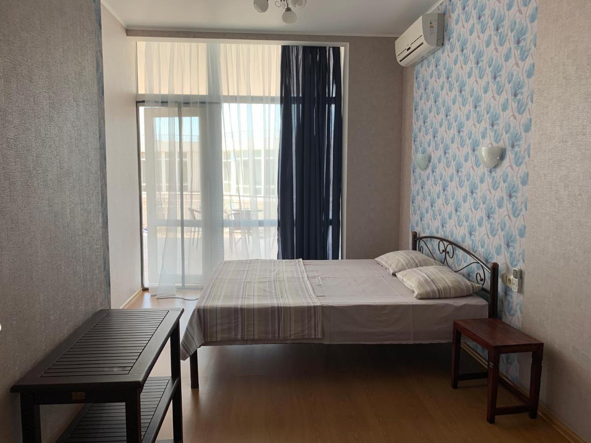 شقة كارولينو بوهاز  في Town-House Golden Bugaz المظهر الخارجي الصورة